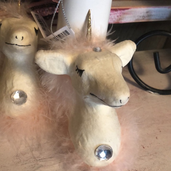 (2) Pier One Import’s Unicorn 🦄 Ornaments - Picture 3 of 17